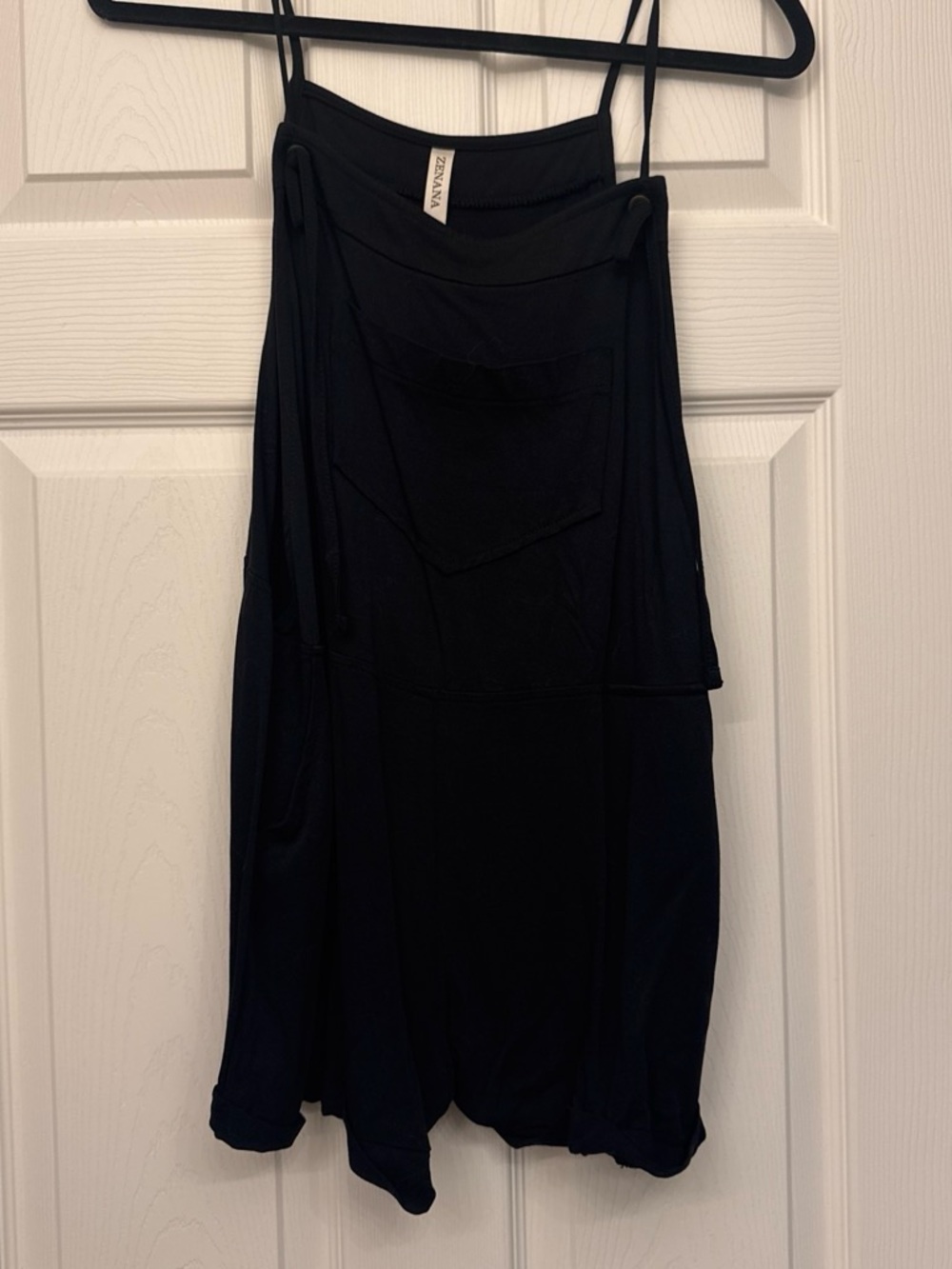 Zenana Outfitters Black Sleeveless Romper with Front Pocket
